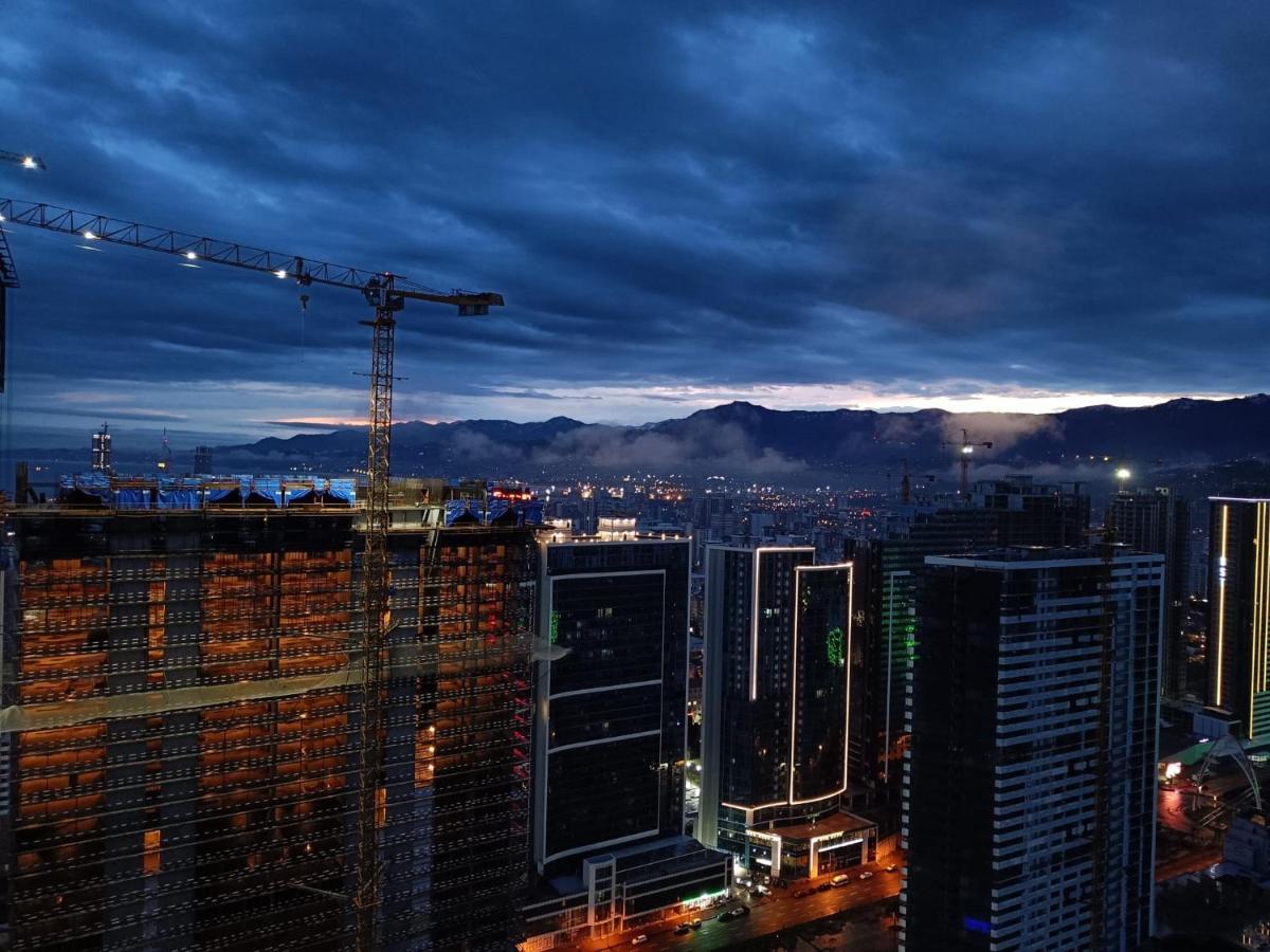 Orbi City Apartment 46Th Floor - Amazing View 바투미 외부 사진